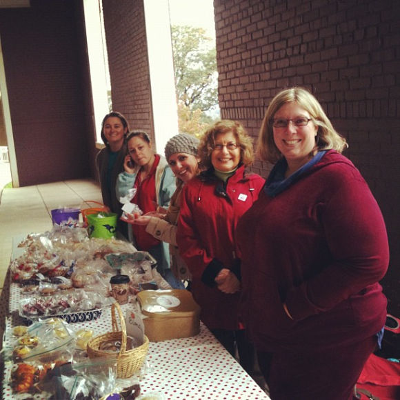 Avondale Elementary PTA hosted an Election Day Bake sale and raised over $800 for the school! Thankful for parent involvement!