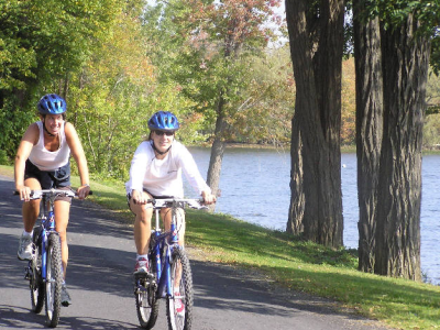 Bike Commuting in Ease and Style