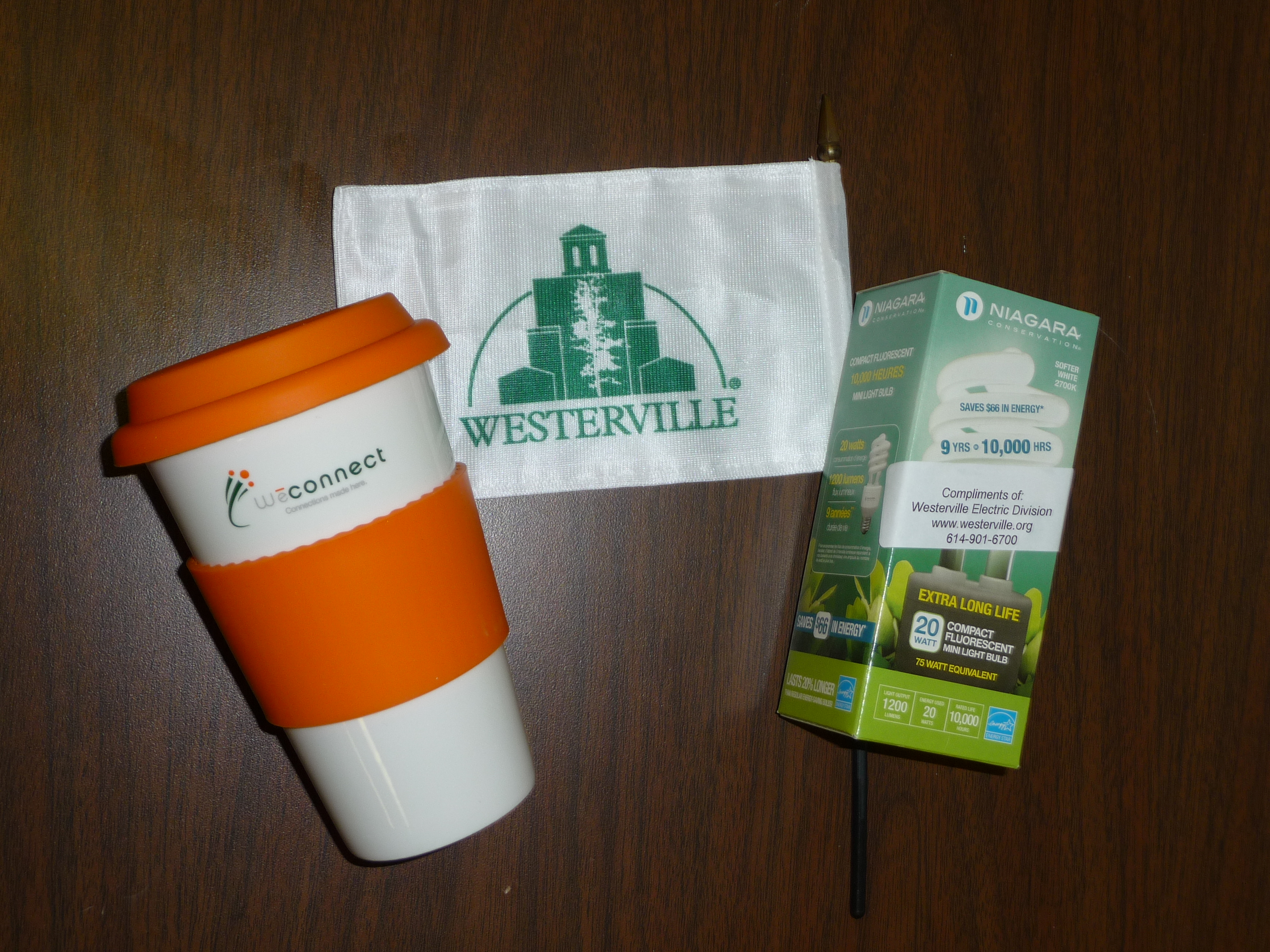 6 CFLs &amp; WeConnect Mug
