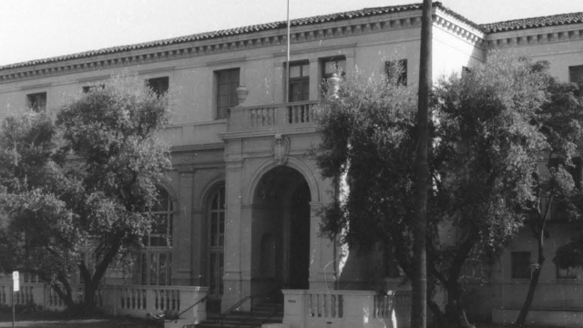 What places show the impact of women on the history of Los Angeles?